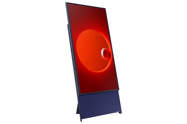 Samsung представила вертикальный телевизор, похожий на гигантский мартфон (Фото)